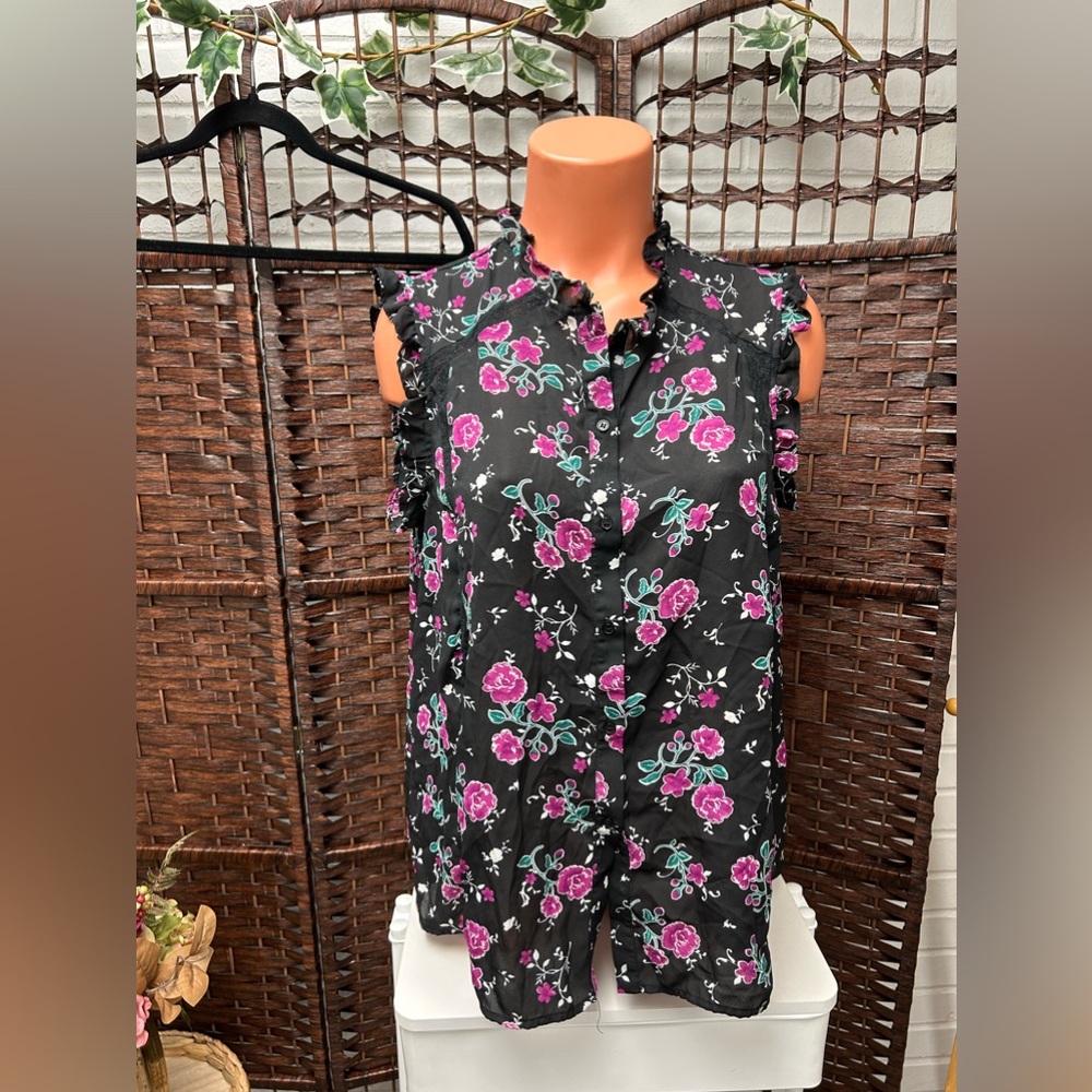 Coffee and Cake Black and Floral Blouse w/buttons